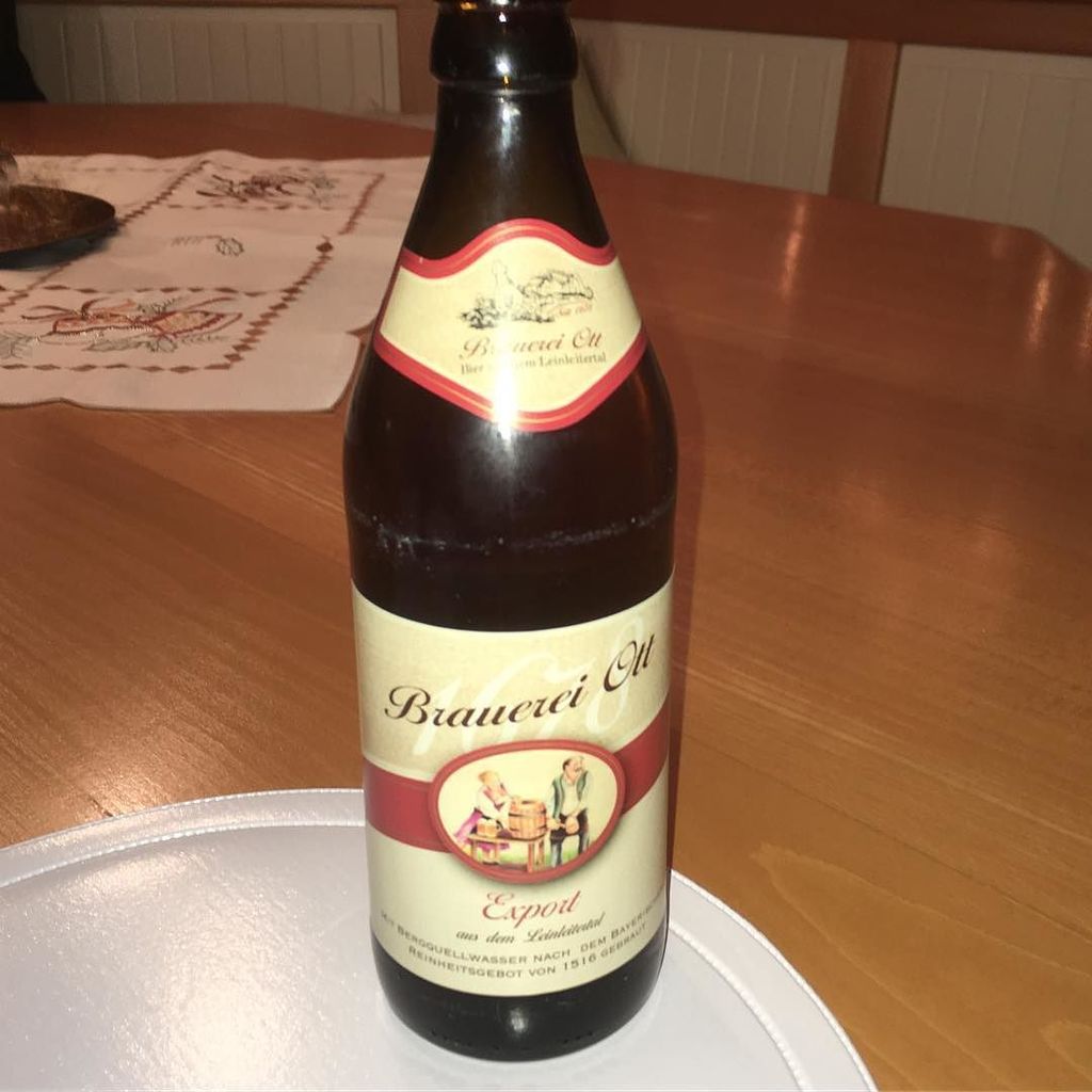 boxxbeidl's tweet photo. Brauerei Ott Export
.
#Probierbier #BeerToTry #beer #bier #beerstagram #instabeer #franconia #franken #heimat https://t.co/Ou9PIhQUTC https://t.co/GhBcWPeTG9