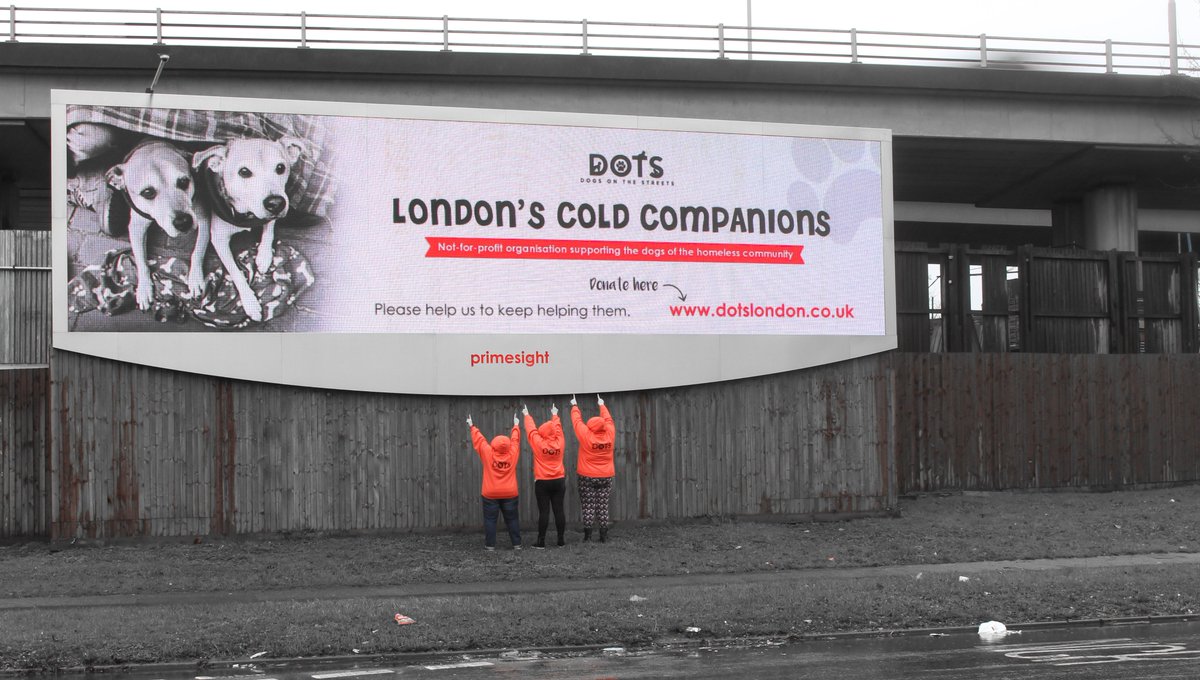 Carl_Global's tweet photo. Taster photo of the @dotslondon shoot at one of our six digital panels throughout London showing the DOTS campaign. Great team with a great belief. Looking forward to our continued partnership in 2018 #dotslondon #helpthehomeless #DOTS #primesight #ooh #oohmedia #chairtysupport https://t.co/gJ3ch6QFJz