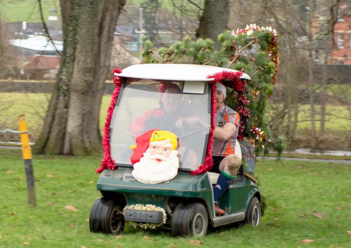 BUILTHR's tweet photo. Jeremy Pugh and @andypowell8 
What psi were those poor buggy tyres set at!
#SantasScared 
#Run!!!!
#BoxingDayCommunitySpirit

@DistrictCGMG 
@MidWalesRugby 
@MidWalesRefSoc 
@middistrictru 
@WRU_Community 
@AllWalesSport 
@BRECONRFC 
@LlandodRFC 
@GwernyfedRFC 
@chris_ower https://t.co/U9YxyC04Ct
