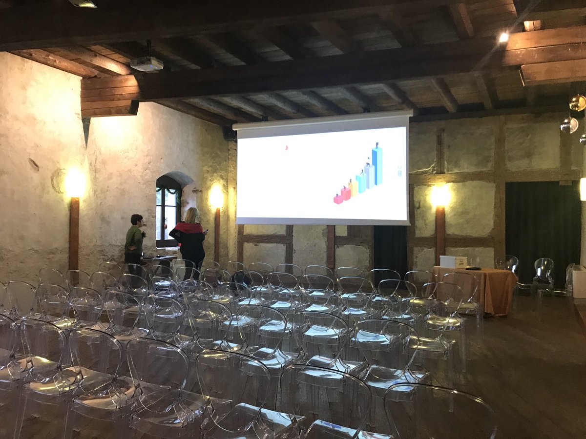 CastelPietra_TN's tweet photo. Meeting e convention. Anche questo è #natalealcastello #castelpietra #calliano #trentino #eventi #visite #degustazioni #banchetti #matrimoni #liveyourcastle https://t.co/xqDDk88kim
