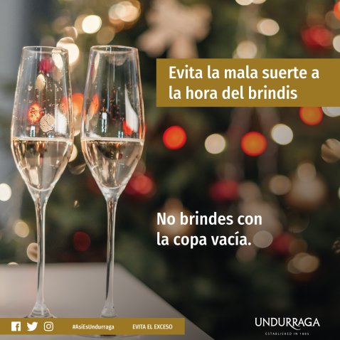 UndurragaMx's tweet photo. Evita la mala suerte a la hora del brindis porque si brindas con la copa vacía tendrás años sin buen vino #AsíEsUndurraga https://t.co/rdwmWxt9Fw