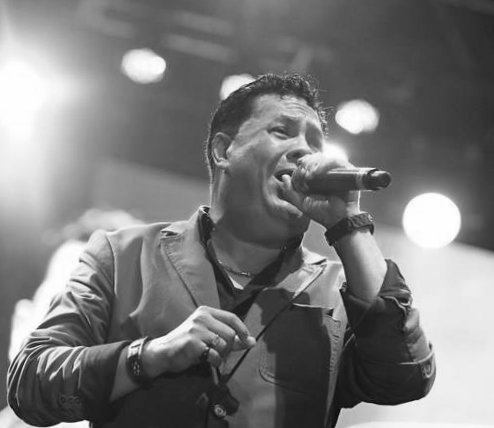 Felicidades en estas Fiestas y Bendecido Año 2018 y Que Viva la Salsa, 
Gracias por Todo el Apoyo y de Mantener Vigente a Este Servidor.. Gracias Mil.. 
Bendecidos sean Todos.. Un Gran Abrazo!!!