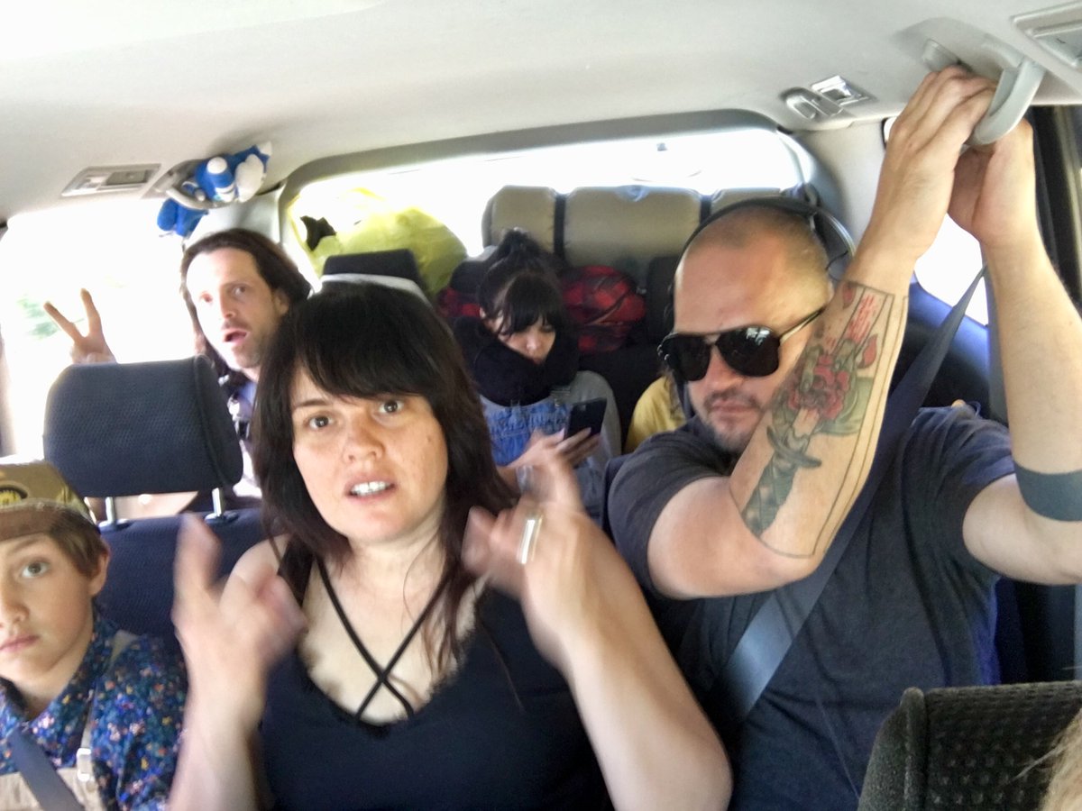 Driving to Russell for tonight’s #ElemenoP show. Smashing #NathanHaines #ShiftLeft on the stereo. Band reminiscing on the 90s. Positive vibes. On ya Nate.