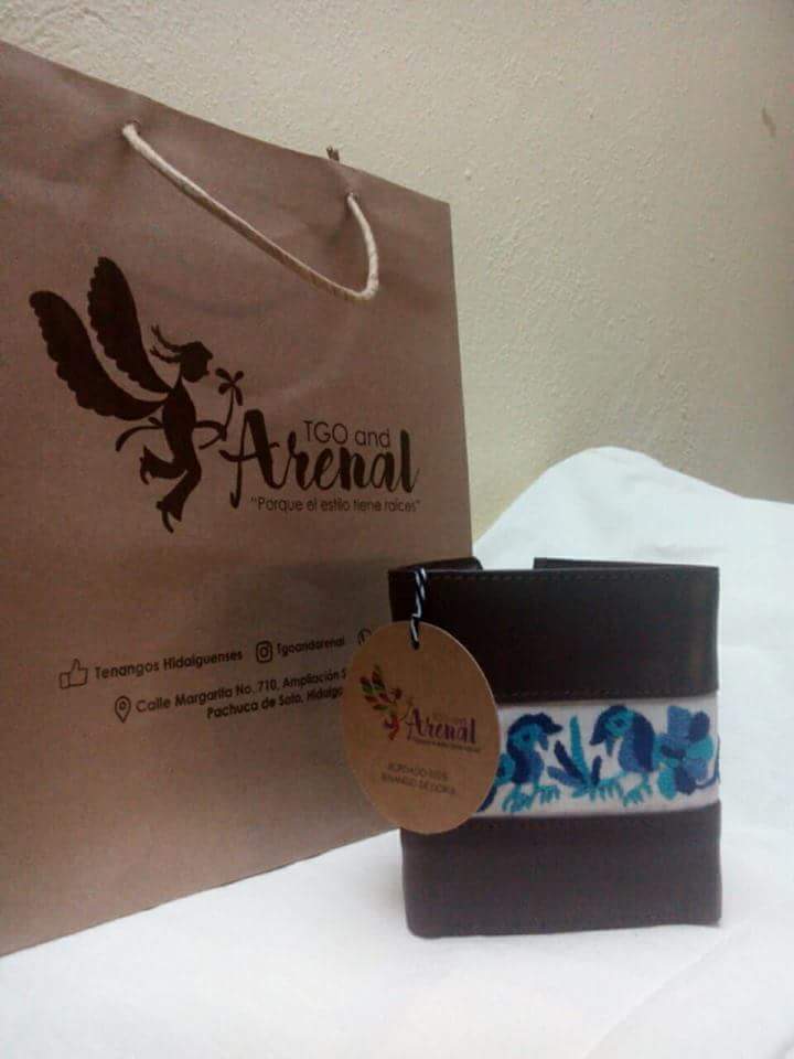 Impulso_Rosa's tweet photo. Tgo and Arenal propone una excelente opción de regalos para caballero, carteras con detalles de tenangos en colores increíbles.

Encuéntralas en Av. Juárez 1003.
Consumo local, cambio Global.

#ConsumeLocal  #ApoyaUnProductorLocal #PorAmorAHidalgo #PasiónPorAyudar https://t.co/bavN1cBjjP