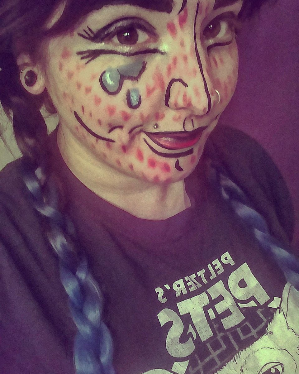 MCGwithMandB's tweet photo. Just playing around with make-up... Comic style... Needs more work... Lol. 😎😶😏🎮👾🎨
#makeupfun #comicmakeup #comic #needswork #gremlins #dontfeedaftermidnight #nerds #nerd #bluehair #makeup #gamergirl #bored #drawing https://t.co/hMbtggZVVU