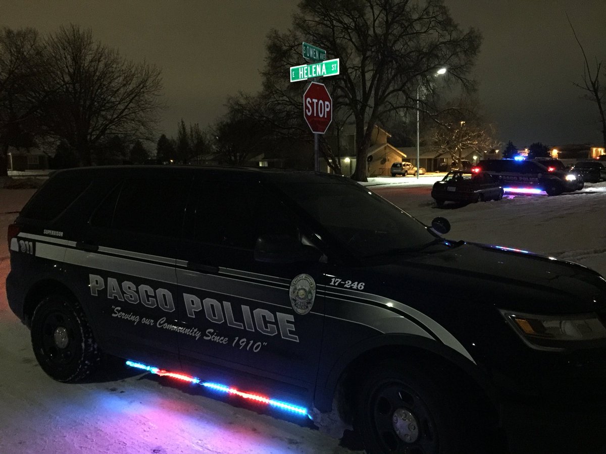 PascoPoliceDept's tweet image. Police activity-500 block of S Owen. When people lie to us and wanted people hide from us, we get search warrants and find them and their drugs. Check out our Facebook page later tonight for additional information. #pascoproblems #drugsarebadmmkay