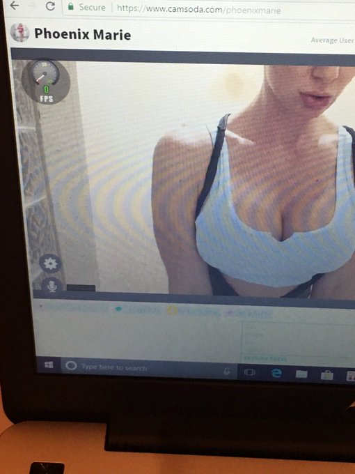 I have boobs too @CamSodaLive https://t.co/qHlGMyPfop<a class="tags" href="/tag/camsodalive">@camsodalive</a><a href="/tag/starwars"class="tags"><span>#starwars</span></a>