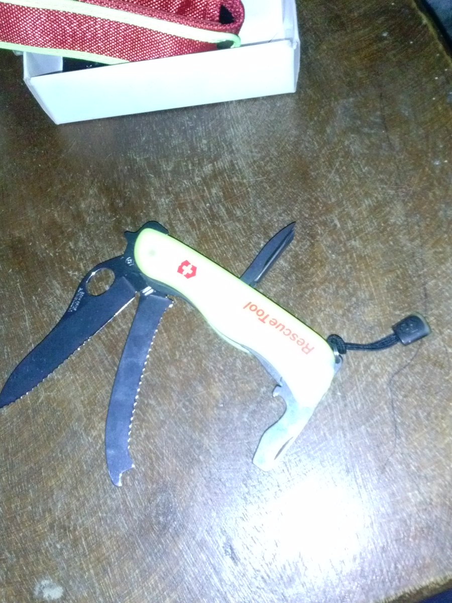 mypol1802's tweet photo. Se vende navaja de rescate Victorinox nueva
#Naguanagua #Valencia #mañongo #Carabobo #Venezuela #ventasvenezuela #MercadoLibre https://t.co/AfbfvXd0nk