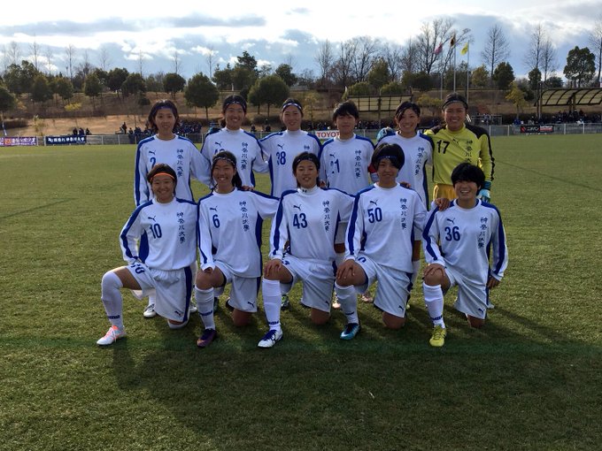全日本大学女子サッカー選手権決勝 そこにみた 女子的 な世界 11人の群れ