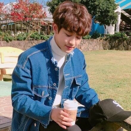 youjingodd's tweet photo. Park Chanyeol • EXO https://t.co/4vzOyiCQIv