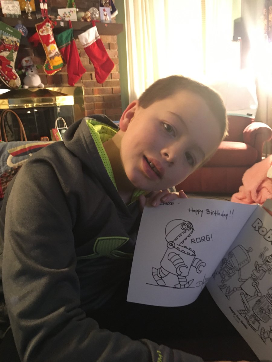 katie15456's tweet photo. Early birthday treat from #DanKilleen - Robert and the Robots.  Love my reader ❤
@HighcroftRidge #HighcroftReads https://t.co/kuUdzhqrS4