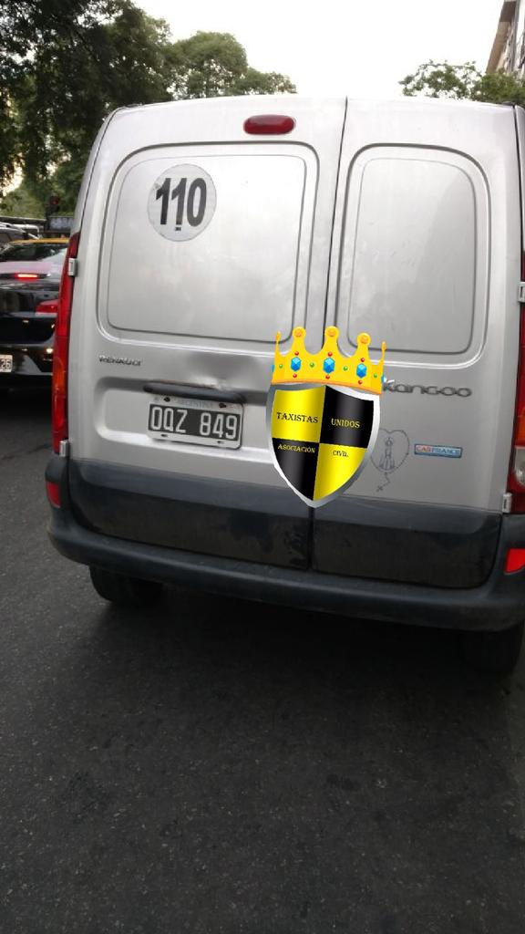 TransitoTwiit's tweet photo. #Ahora #Obelisco #PromoFinDeAño
2x1 en UBERgas caen 2 (dos) #UBER ILEGALES en Cerrito al 300 
OQZ 849 Kangoo gris plata
AA 282 HC Fluence negro
😍 Secuestrados👍
😍Contravencionados👍
#ChauCelu😥 #ChauRegistro😖 #ChauAuto😲
#BuenMiercoles @Uber⚰ @Uber_ARG⚰
#MiercolesIntratable https://t.co/NHvfGzwQup