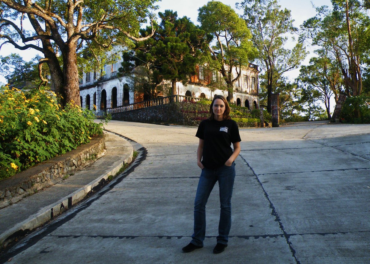 MissBrandyGreen's tweet photo. #TBT Look at that plain Jane standing in front of Baguio City's Diplomat Hotel. LOL #Philippines #travel #history #paranormal #haunted #nuns #spiderman #HuntsmanSpiders #Underground #GhostHuntersInternational #skeptic #paranormalinvestigation #culture #religion https://t.co/4lRACizYJk