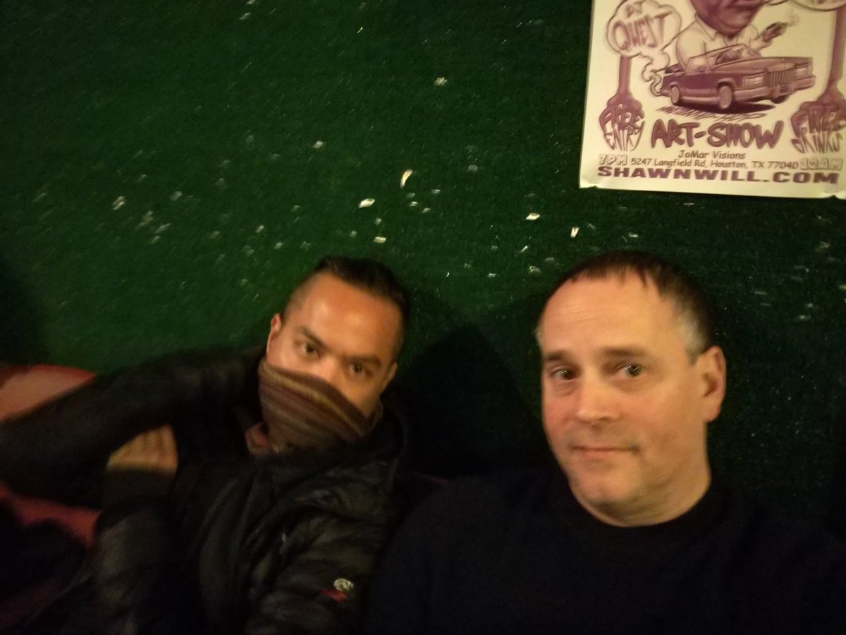 Chilling with ninja <a href="/GettaGo/">David Tong</a>