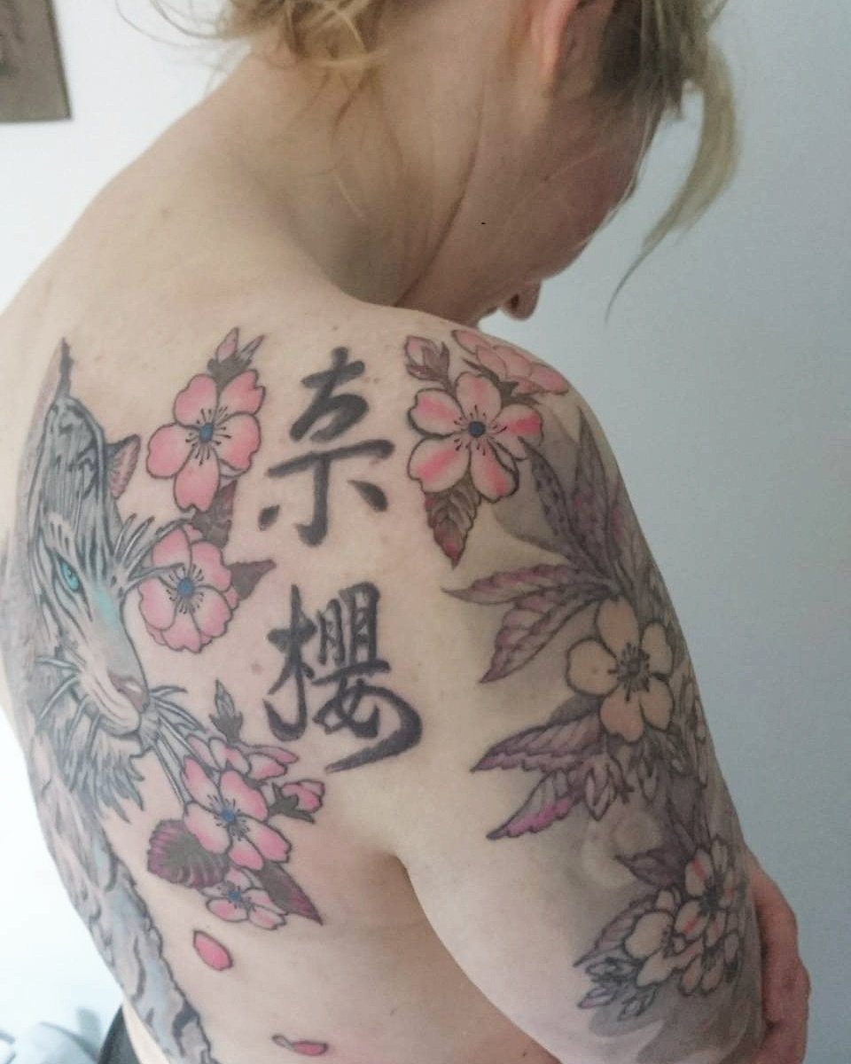 Omniinks Twitterissa 子供の名前と青い虎 桜 Irezumi Japanesetattoo Japanesestyle Tattoo Tatouage Ink Inked Tats Art 刺青 タトゥー 入れ墨 いれずみ イレズミ 和彫り 東京 都立大学 Omniinks オムニインクス T Co Qiffx1x5nl