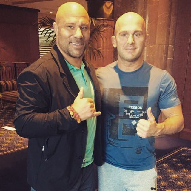 PerfectTeamMMA's tweet photo. Catching up with @FRANKTRIGG at the #RIZIN media day. Nice to meet this MMA hall of famer. https://t.co/xrXVmLhEpL