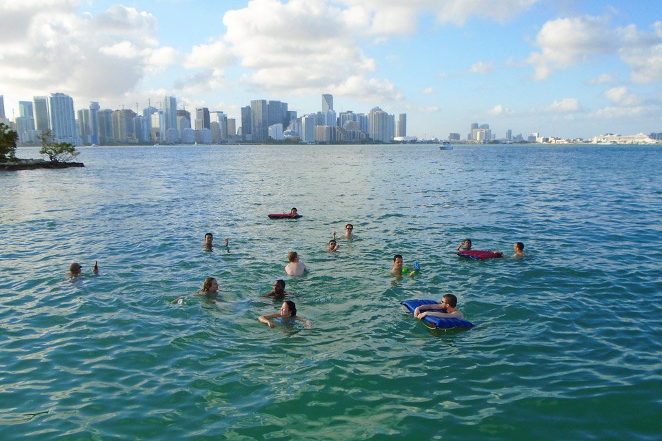 CapNickCharters's tweet photo. Miami Private Cruises and Charters https://t.co/57lBoN9KoA

#Miami #MiamiBoat #MiamiCruise #MiamiCharters #MiamiFun https://t.co/BB4uVZ38Es