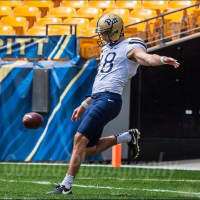 _TheOZone's tweet photo. Pitt's Ryan Winslow (La Salle High, 2013) has been invited to participate in the NFL combine in Indianapolis in February. His father, George, punted in the NFL for the Browns (1987) and Saints (1989). 🏈#likefatherlikeson @LaSalle_Sports @AOPathletics https://t.co/lPIEO4Ki4G
