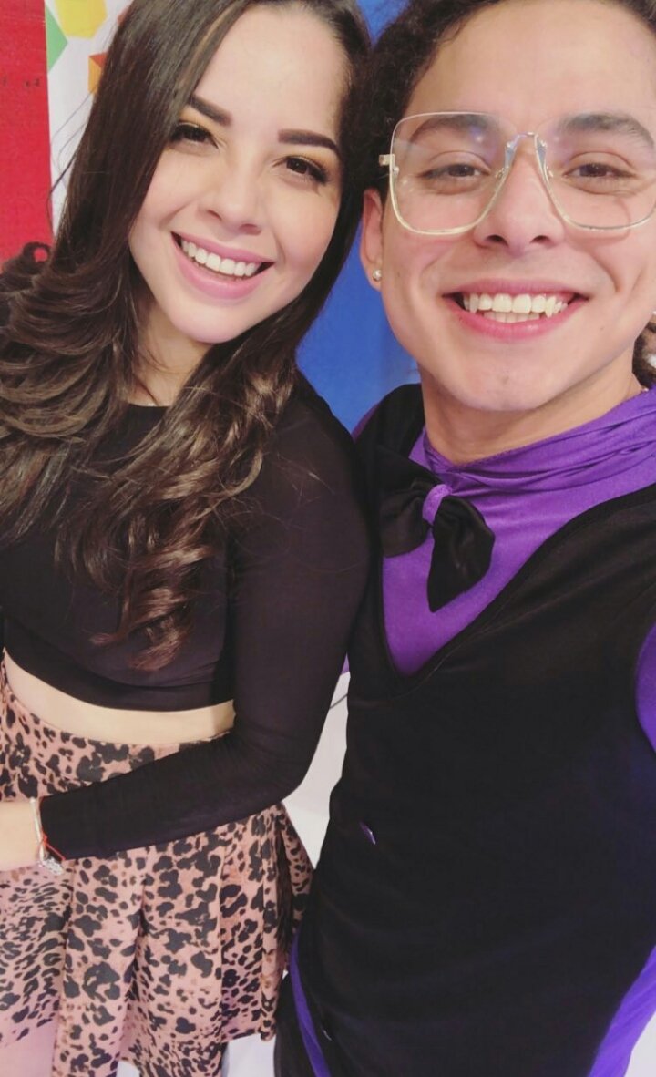 Adrianaa_098's tweet photo. Que bonitos😍😭😭😭 #Brarely💕 @brandon_meza @ArelyTellez https://t.co/OLb5yHX551