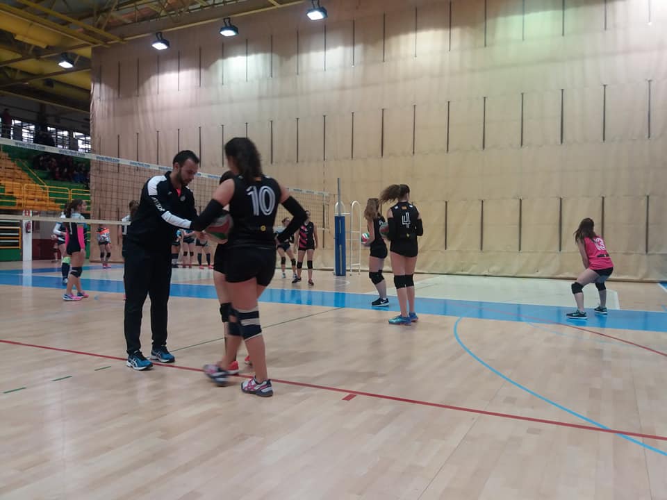 AragonVb's tweet photo. El @CVTeruel , @CV_Kasalkas y @Voley_Alcaniz se encuentran participando en la #CopaEspanaVB en Valladolid y Guadalajara. ¡Suerte! https://t.co/mXnmqYYmAF
