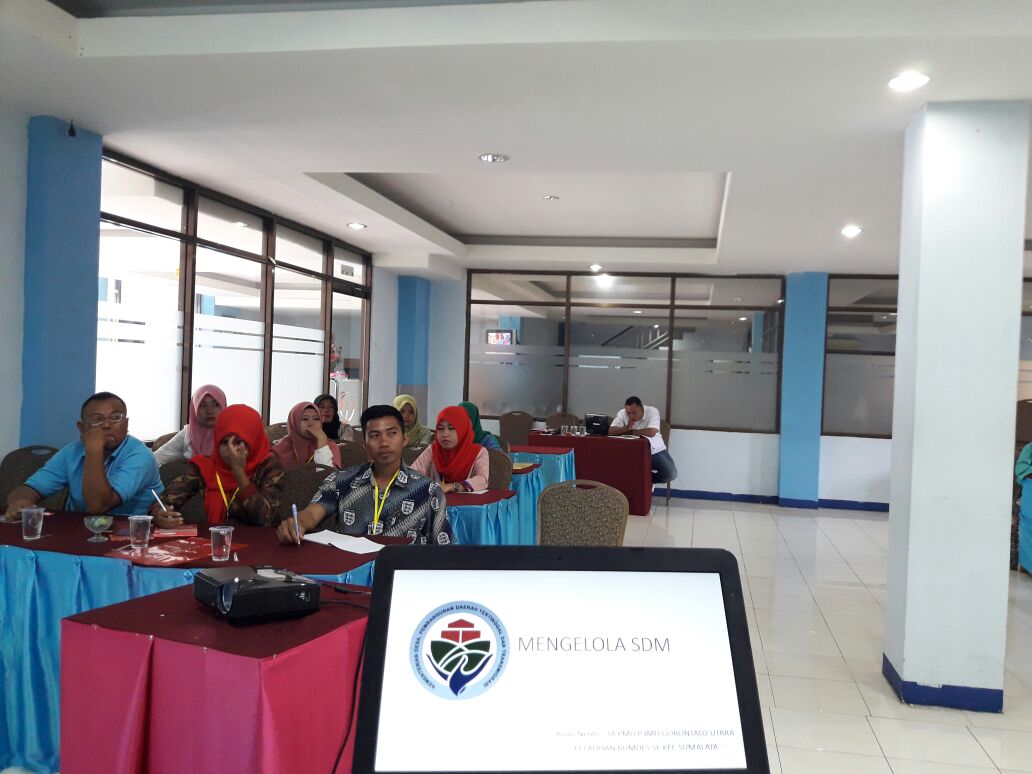 ihsan_nento's tweet photo. #GerakanInovasiDesa 
memberi penguatan kepada pengurus BUMDES se Kec Sumalata
@jokowi @EkoSandjojo @anwsanusi @taufikmadjid71 #tppigorontalo https://t.co/9OzHM27V5h