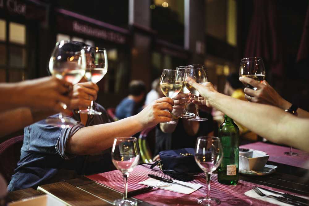 ofadaa's tweet photo. 8 Spots To Host A Birthday Dinner In #Lagos: https://t.co/uSF5QLm0gc #Guides #ofadaa #askofadaa https://t.co/qxcpbva08T