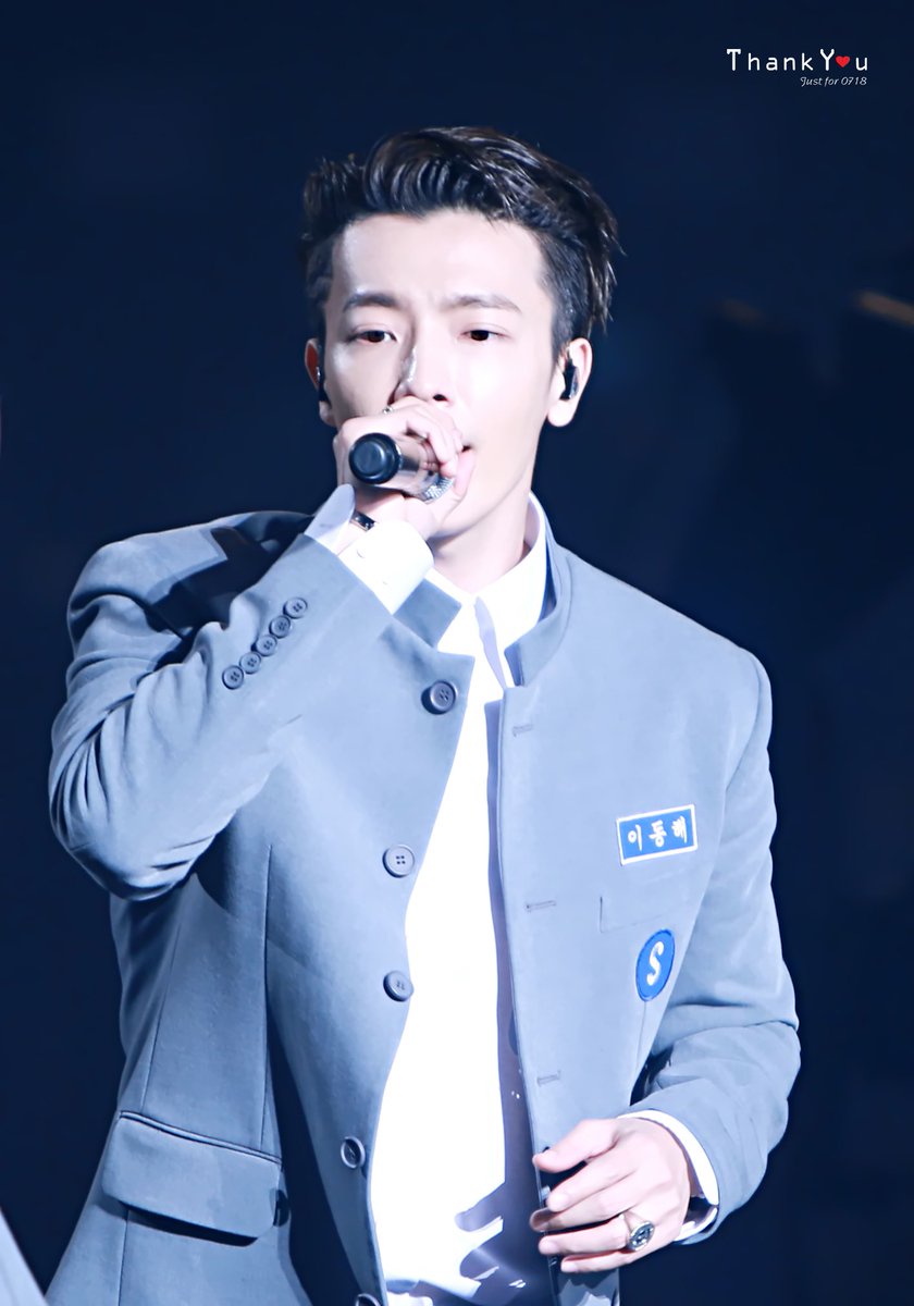 ThankYou_0718's tweet photo. 171217ss7
#SuperJunior #hyukhae #은해 #이동해 #이혁재 #enhyuk #donghae #슈퍼쇼7 https://t.co/O6lPzOpWeb