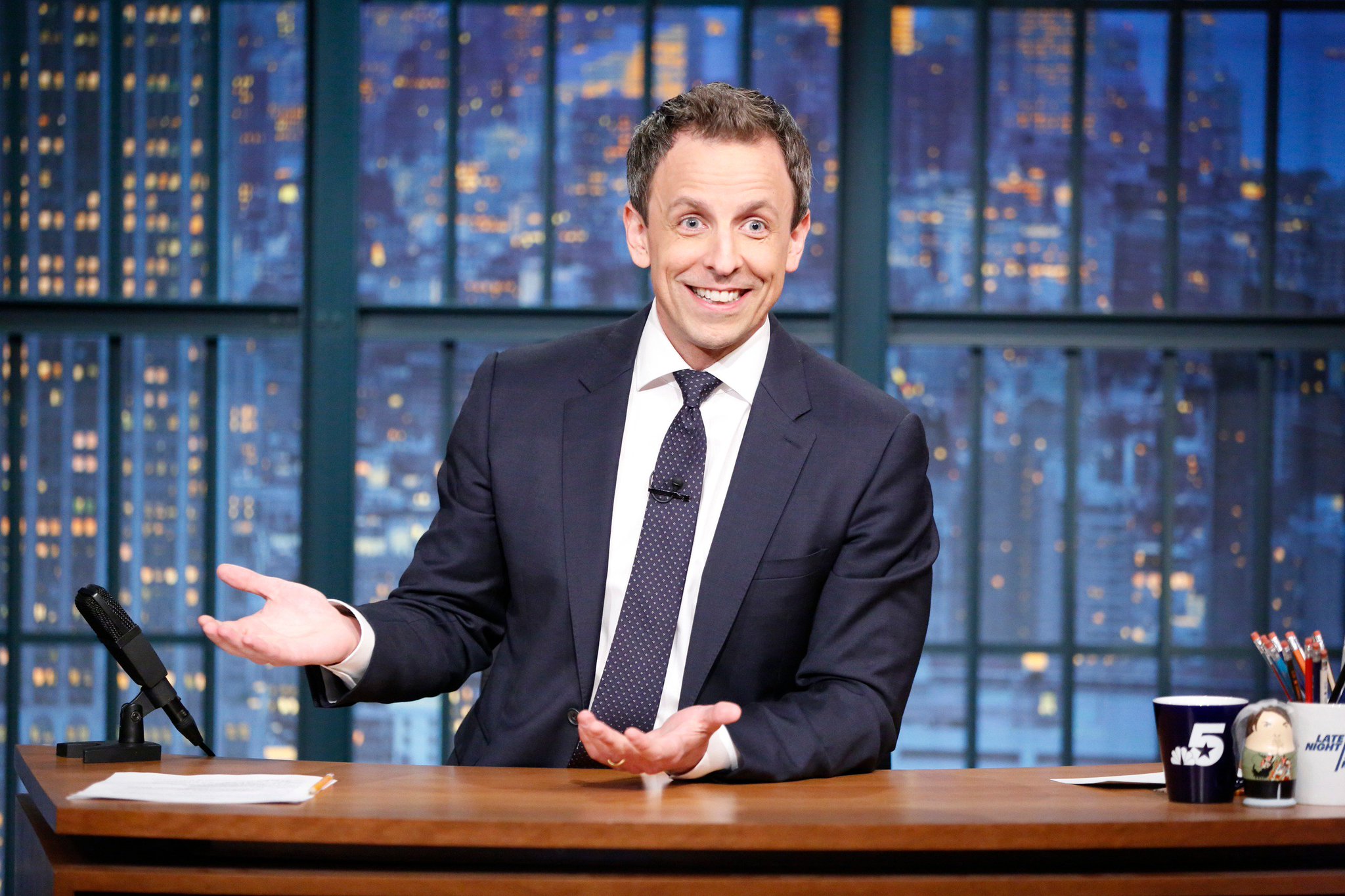 Happy Birthday to Seth Meyers who turns 44 today! 