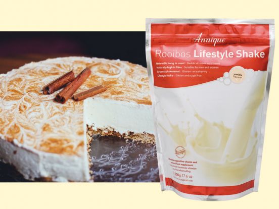 Spoil the people you love with this healthy, guilt-free Annique Rooibos Lifestyle Shake Cheesecake! It is simple, fun and easy! bit.ly/2lbBmOx #Annique #Rooibos