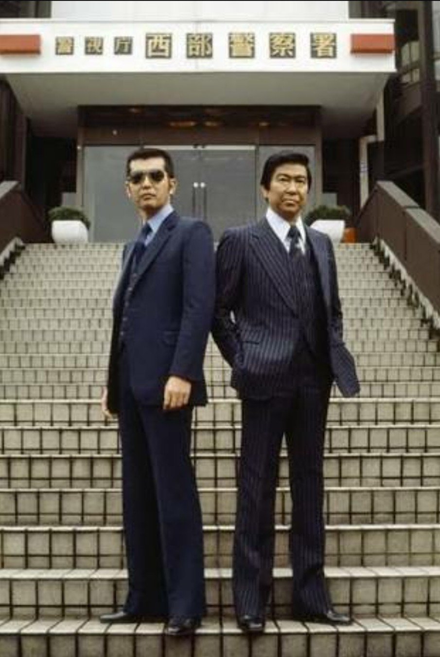 タクロー 萩さん 今日は尊敬するお二人である石原裕次郎 渡哲也両氏のお誕生日でございます 物心ついた時から刷り込まれた石原プロの絆 本当に憧れます しかしまあ 自分の尊敬する方って28日生まれが多い タクロー 萩さん 今日は尊敬するお二人である石原裕次郎 渡哲也両氏のお誕生日でございます 物心ついた時から刷り込まれた石原プロの絆 本当に憧れます しかしまあ 自分の尊敬する方って28日生まれが多い