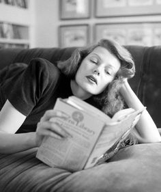 DainfernEB's tweet photo. #ReadingIsSexy and Rita Hayworth shows us just *how* sexy! https://t.co/nVA9ypd2yJ