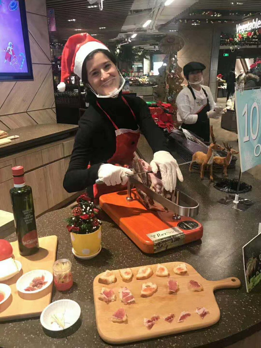 delaiberia's tweet photo. Del 18 al 25 de diciembre. Ibersano Ibérico Jamón Español en Citysuper en Taikoo Mall en Shimen Road. Ven a probar o delicioso español Cebo Campo Iberico https://t.co/IvR8cw0mYm