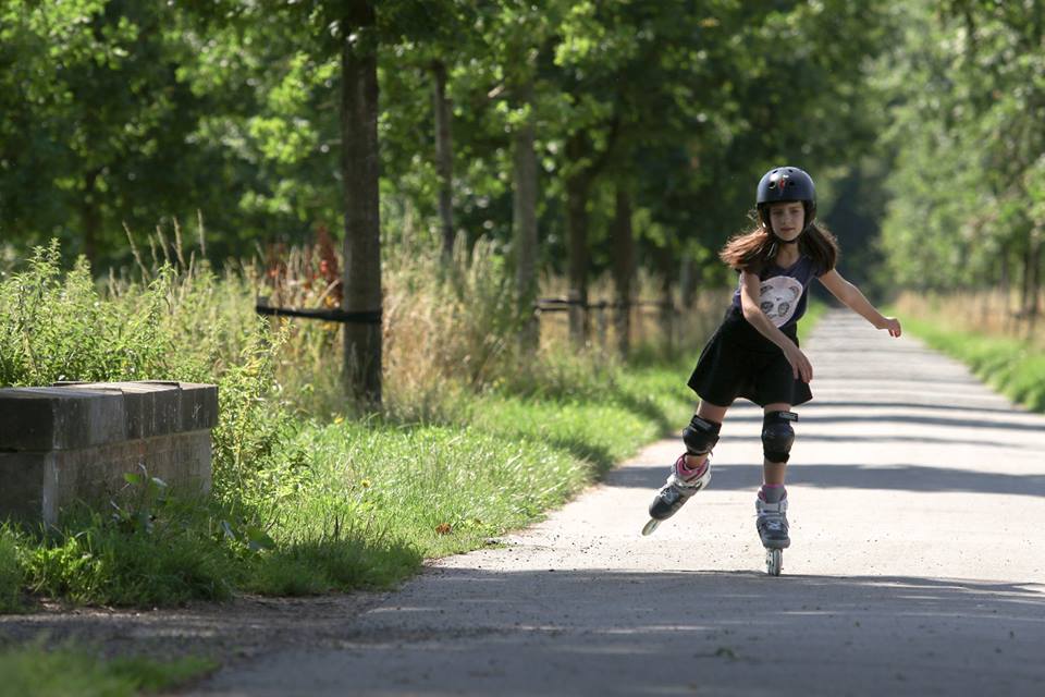 TogFans's tweet photo. The Powerslide Phuzion Galaxy Girls inline skate for kids looks super cool thanks to its 3 wheels &amp; the knitted upper.

Find out more about this skates here: https://t.co/7SK0B7XY72

#WeLoveToSkate https://t.co/x7KetPxoYg