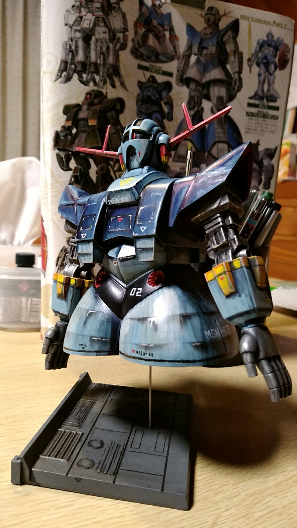 Cody コーディ Youtubeはじめてみました Twitterren 旧キット ジオング完成しました 旧キット無改造コンペの習作としてハウトゥビルドガンダム2の小田さん作例の雰囲気を意識して作成しました もちろん無改造 筆塗り 手描きマーキングです ちょっとだけ