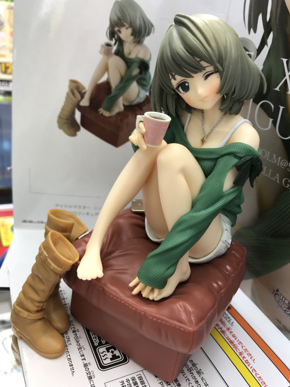 ネバーランド2 Al Twitter プライズ情報 アイドルマスター シンデレラガールズ Exqフィギュア 高垣楓 入荷 肩だし姿がなんともセクシーな楓さん 艶っぽい表情で飲むカップの中身は 大好きなお酒かと思いきや コーヒーのようですね デレマス 高垣楓