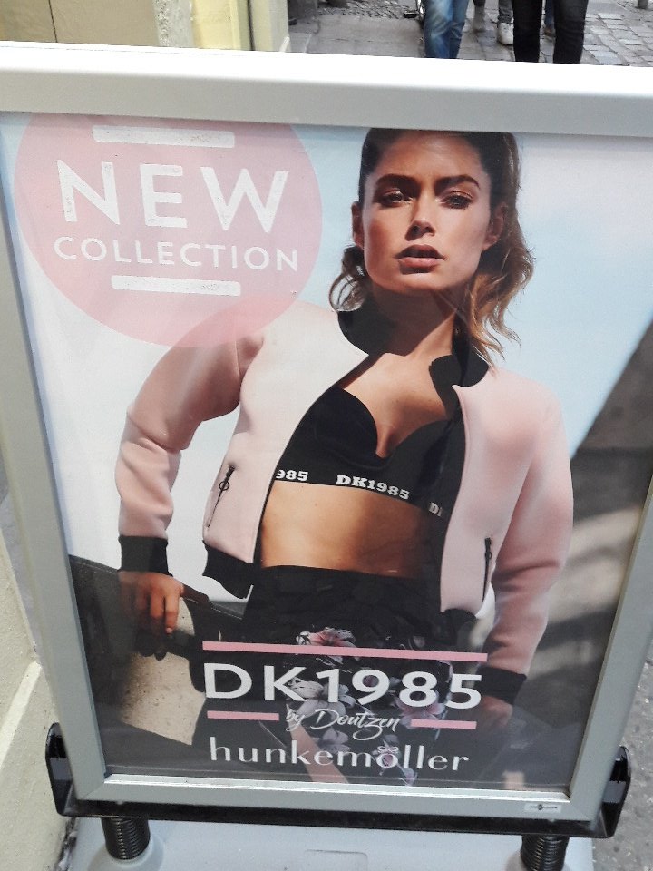 Exclusiver Vorverkauf....NUR bei uns im HKMX Store Berlin 
#hkmxberlin
#rosenthalerstr.50