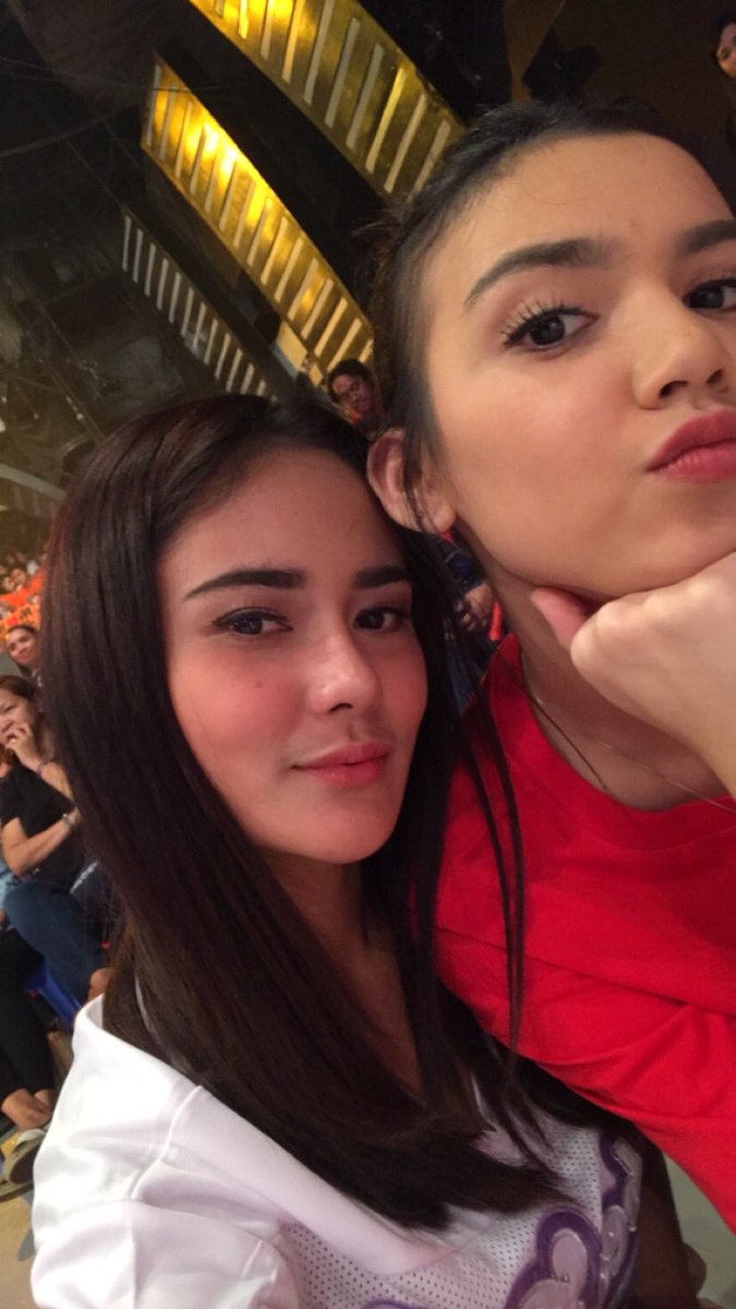 juliaanovel's tweet photo. Happiest Birthday to this fine young lady @MMPHMALABON always remember to put God in the center of your life. Whatever happens if you need someone to talk to im just a call away. Sorry if im a bit grumpy, but know that i love you! Missing you a lot. Hope youre having fun today!💕 https://t.co/8IYUSP74HQ