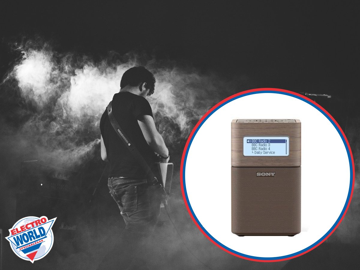 Alleen nog t/m zondag geniet je van de #TOP2000 op Radio 2! Mis geen enkele hit dit exemplaar van Sony uitgerust met DAB+! Welk nummer staat er volgens jou dit jaar op nummer 1?