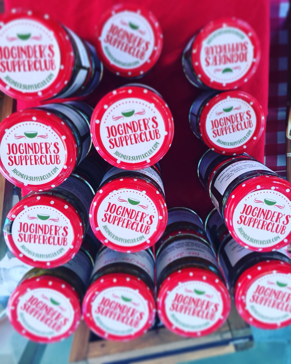 JoginderSupper's tweet photo. We hope you are enjoying your festive celebrations folks! Very excited to be joining @IslingtonVgnMkt from 21st Jan serving up our #vegan Samosas, curries, sauces, chutneys and lots of other treats to get you through the winter! See you there! 🌶🎄🌶 https://t.co/DTBeZOBLoQ
