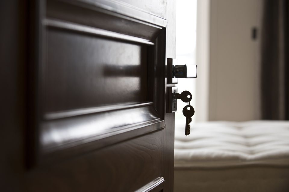 RDeerLocksmith's tweet photo. 5 #Smart Ways To Master Your #Door On This #Christmas  https://t.co/E133mcnVDu In order to stay safe and secure your front door, you can hire our #professionallocksmiths at #reddeer 24/7 # Locksmith. https://t.co/bETqFDcleV