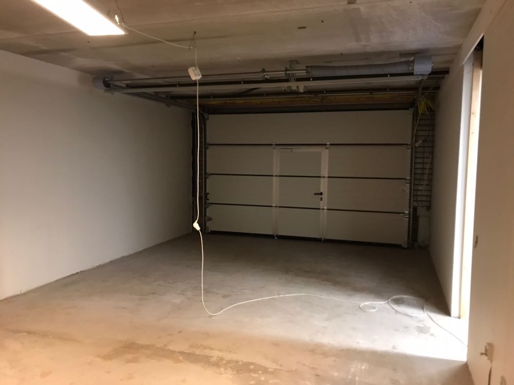 Opslagruimte nodig? Op 't Harde te huur! Voor meer info zie: m.facebook.com/story.php?stor…