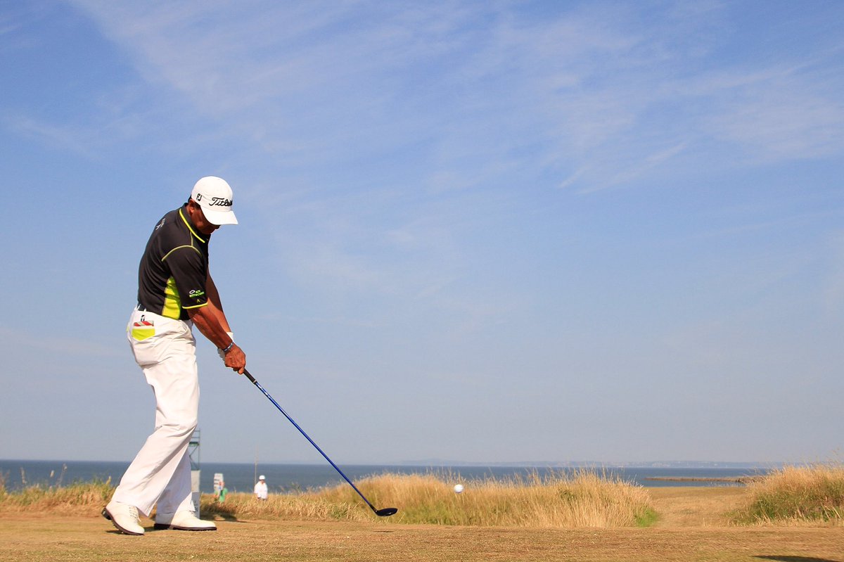 Royal_Porthcawl's tweet photo. RT &amp; follow for a chance to #win a 2ball worth £230 in our December Prize Draw! Entry closes 31 December, good luck! 🤞🏼 https://t.co/rYdC2kF9bn