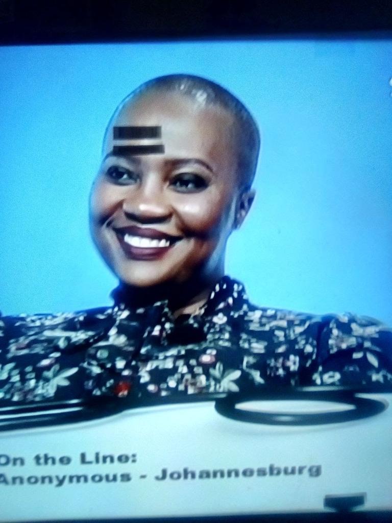 sindivanzyl's tweet photo. Not the best pic in the world but a friend sent this to me.
I remember thinking "whose cheek bones are those? Are those my cheek bones now?"
#BantingWorks https://t.co/YE7XCDpn2N