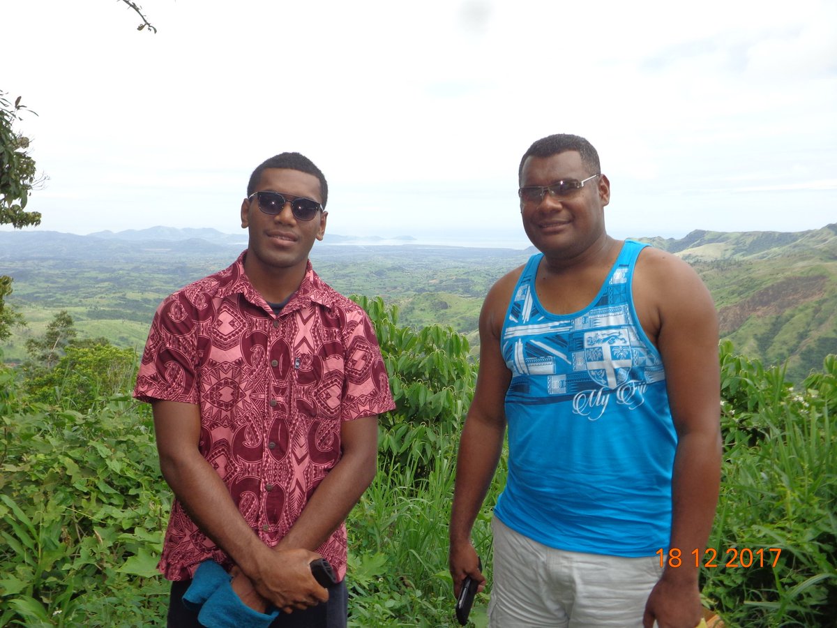 RUluibau's tweet photo. Nabobuco Trip https://t.co/i9WRRPJcgJ