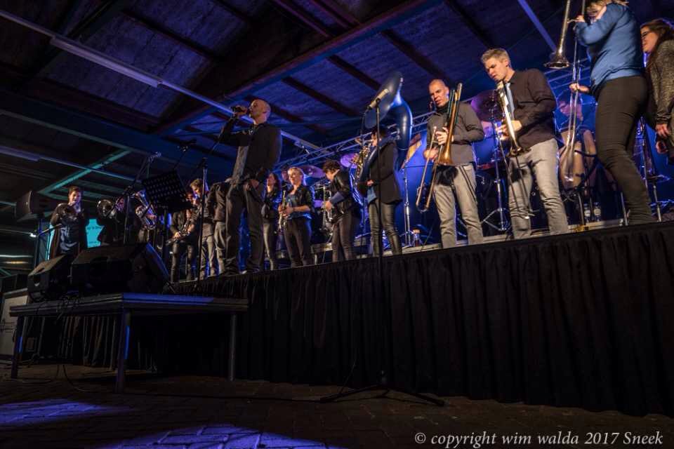 Machtig optreden gehad bij de start van sneek op e strun. #sneekstrun #sneekopestrun #advendo #tbrass #grootsneek