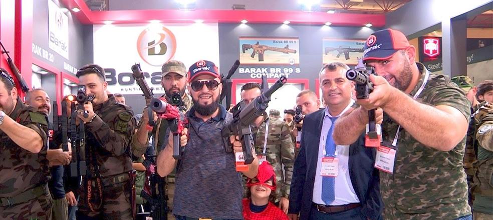 10Ate's tweet photo. Ülkenin sonunun NOEL ve YILBAŞI KUTLAMALARINDAN GELECEĞİNİ DÜŞÜNENLER, NE HİKMETSE  #sonKHK lara ses çıkarmıyorlar. 

Ülkeyi ''KAOS''a sürükleyecek..... #SonKHKyokHükmündedir https://t.co/gchYseglDr