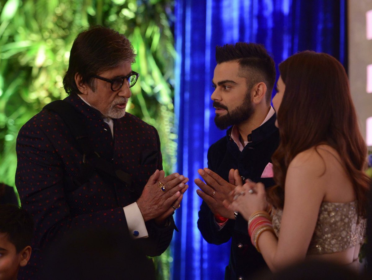  @AnushkaSharma &  @imVkohli with  @atulkasbekar,  @SrBachchan,  @SrideviBKapoor &  @BoneyKapoor at their reception in Mumbai   #VirushkaReception  #Virushka