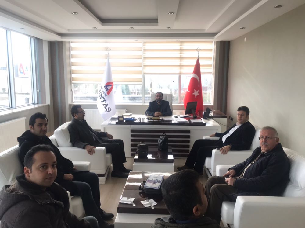Küsi ( Kamu-Üniversite-Sanayi-İşBirliği ) Kapsamında, Malatya Teknokent Genel Müdürü ve Kusi İl Temsilcisi A.Fatih KOCAMAZ, Bilim Sanayi Teknoloji İl Müdürlüğü Heyeti ile Altuntaş Makina İmalat San.Tic.A.Ş'yi ziyaret ederek Küsi çalışmaları hakkında görüştük.