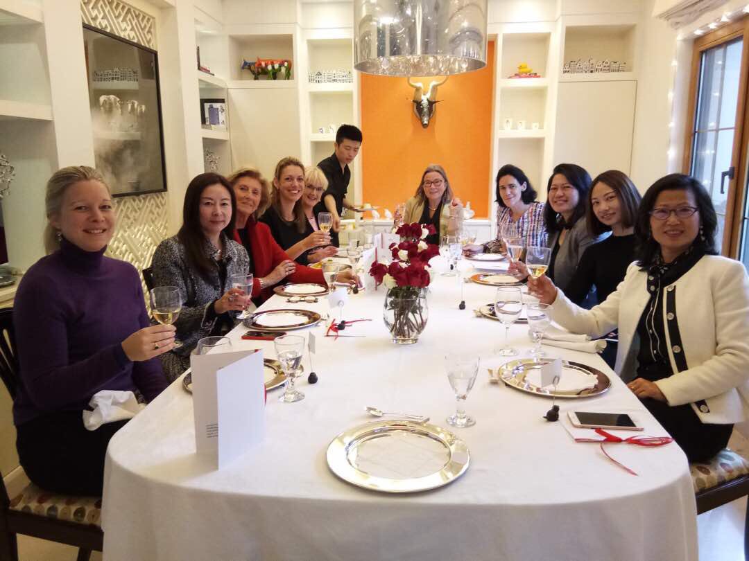 Anneke_Adema's tweet photo. Sad to see successful #startup @RRabou, co-founder #Seedlink Tech and @TEDxShanghaiWmn leave, but happy to gather her equally successful friends for inspiring exchange on #doingbusiness in #China !
@doucet_lorna @afabark
@Roche @Loreal @FudanUniversity @BrunswickGroup https://t.co/IQr25EK6Nt