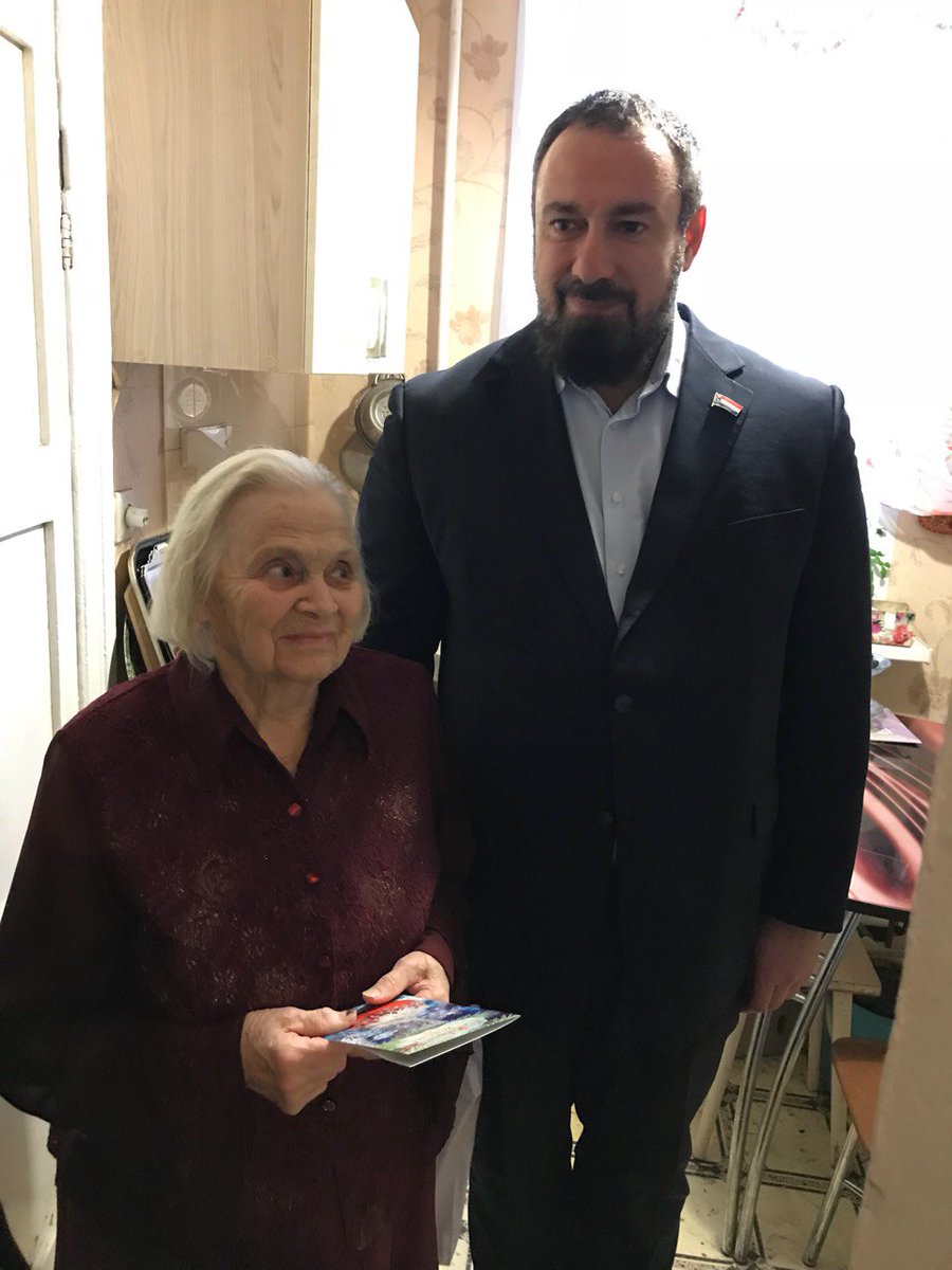 ragimov063's tweet photo. Не ждём 9 мая! Поздравляем ветеранов и участников ВОВ с  при любой возможности. Присоединяйтесь к нашему движению-акции #патриоткруглыйгод! @samaradeputat @er_samara @Duma_Samara @rossya2014 Спасибо за помощь @AdmSamRna https://t.co/P19HMLQLbn